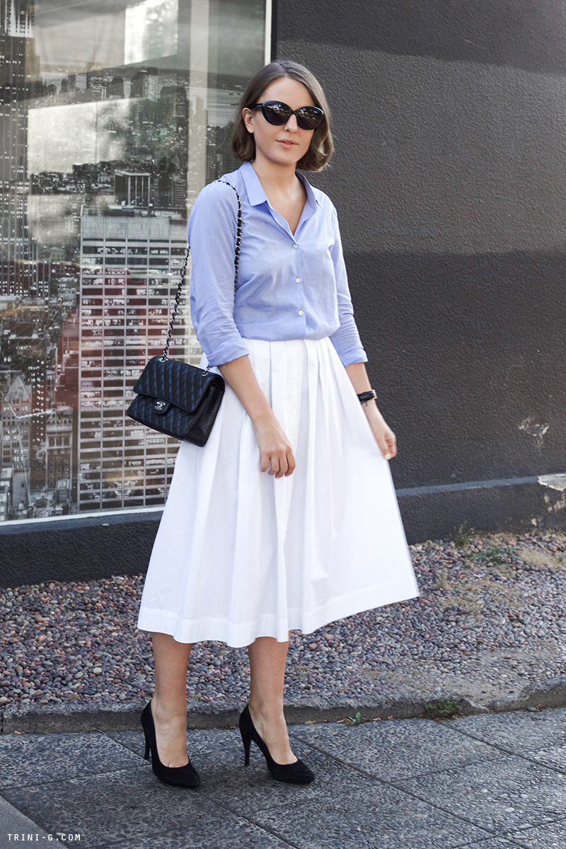 Trini | MaxMara white midi skirt blue classic shirt
