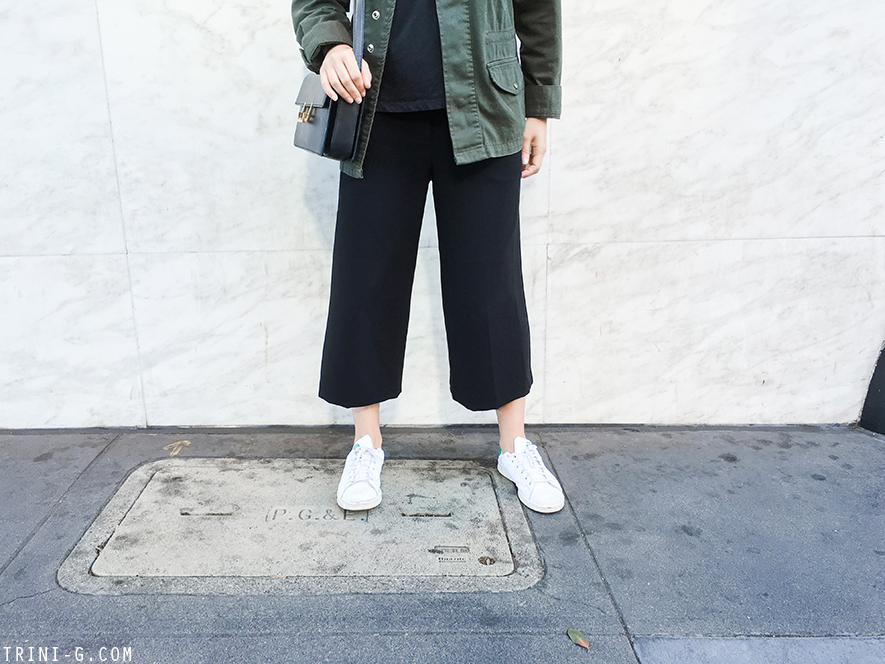 Trini | Theory cropped trousers Adidas Stan Smith